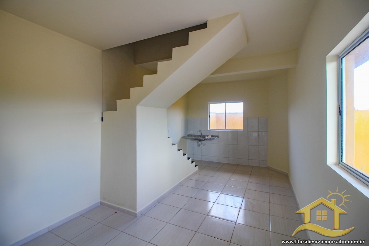 Casa no bairro Flora Rica II, Pós Linha