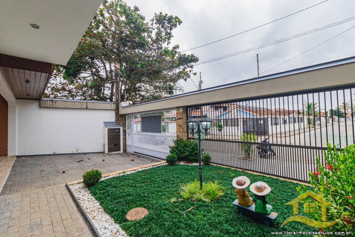 Casa no bairro Centro, Lado Linha