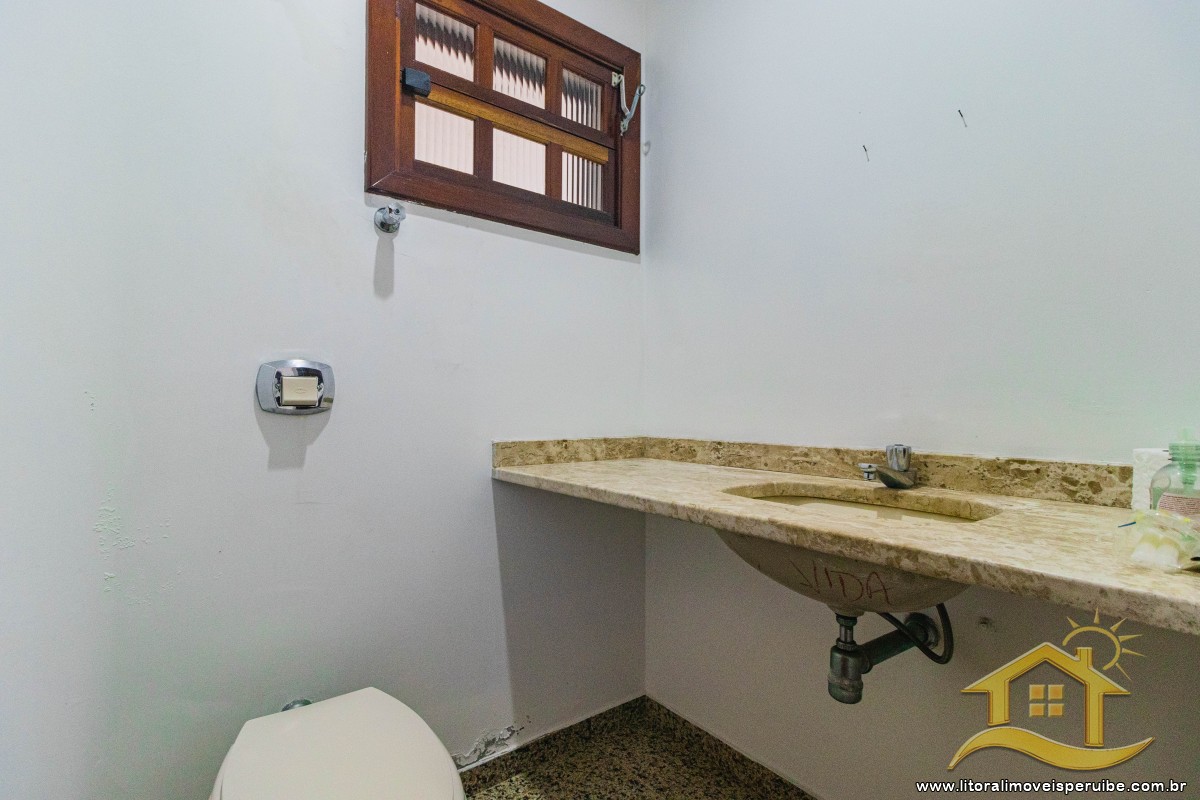Casa no bairro Centro, Lado Linha
