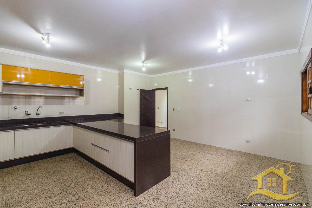Casa no bairro Centro, Lado Linha