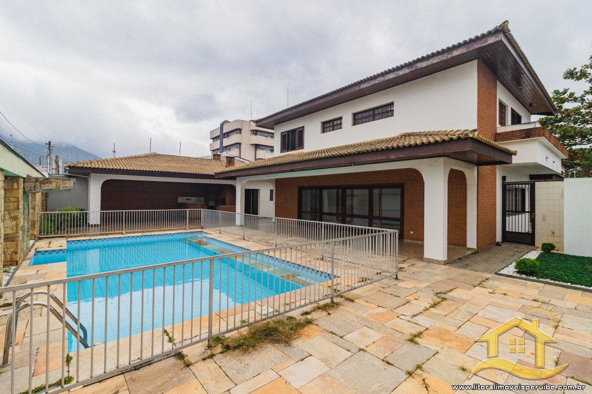 Casa no bairro Centro, Lado Linha