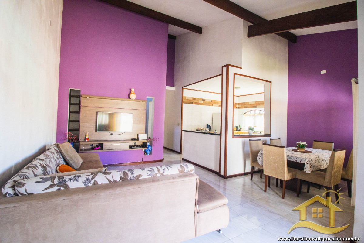 Casa no bairro Belmira Novaes, Lado Praia