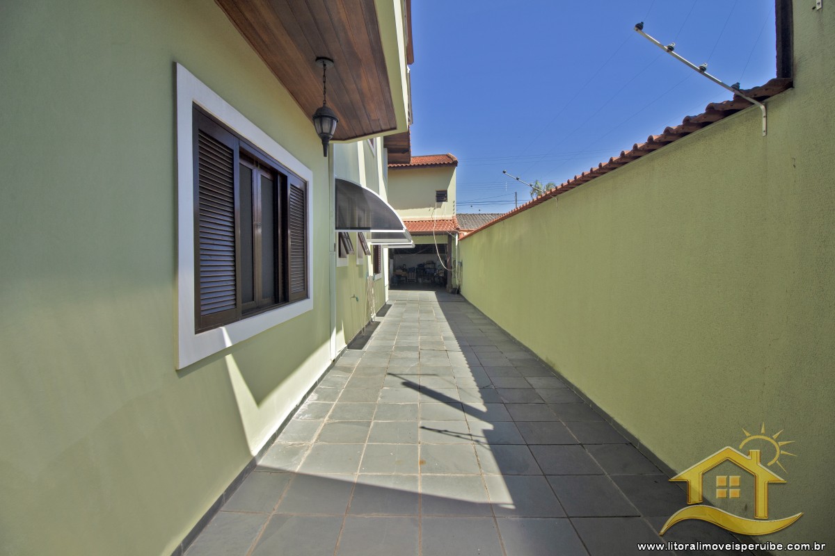 Casa no bairro Centro, Lado Linha