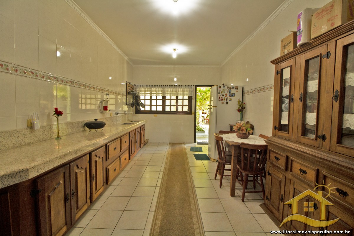 Casa no bairro Centro, Lado Linha