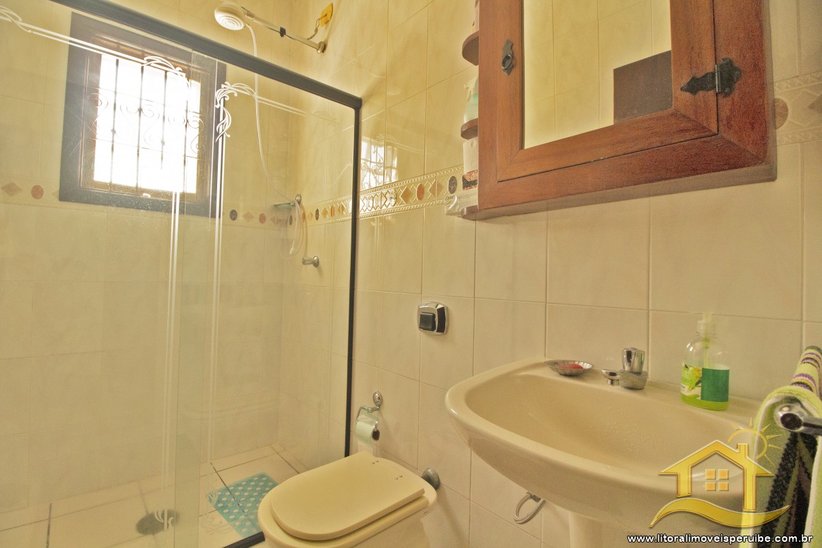 Casa no bairro Centro, Lado Linha