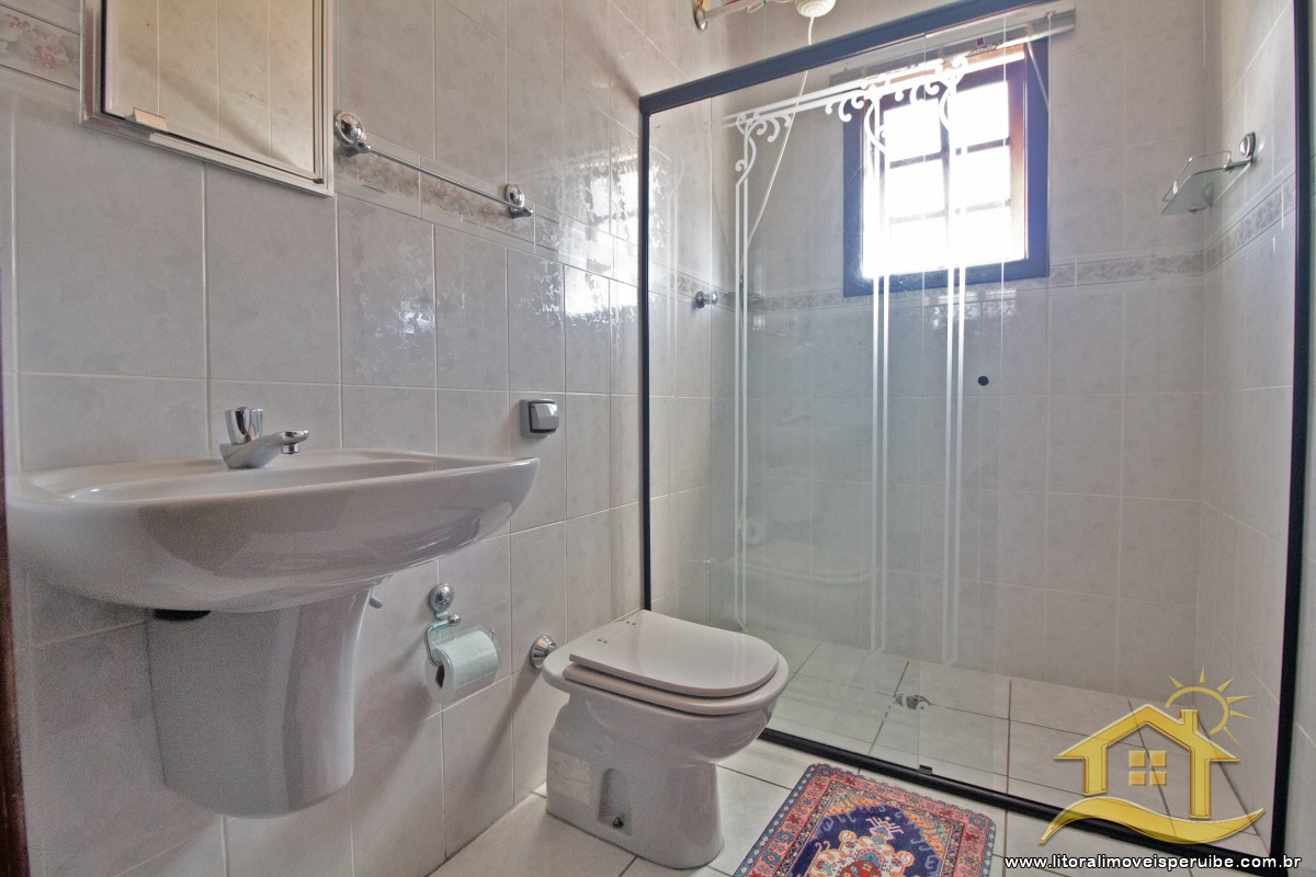 Casa no bairro Centro, Lado Linha
