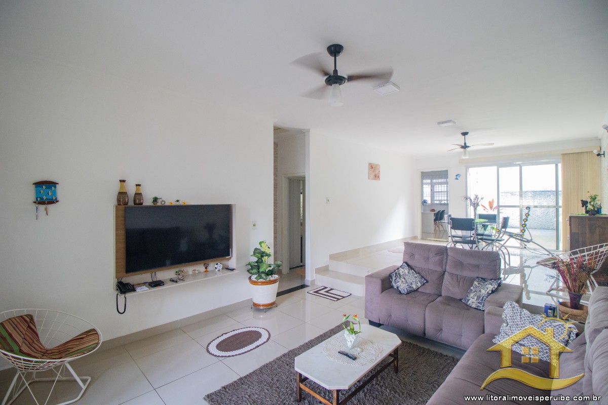 Casa no bairro Três Marias, Lado Linha