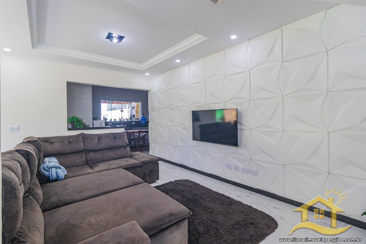 Casa no bairro Residencial Três Marias, Pós Linha