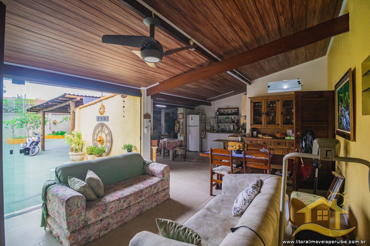 Casa no bairro São João Batista, Lado Praia