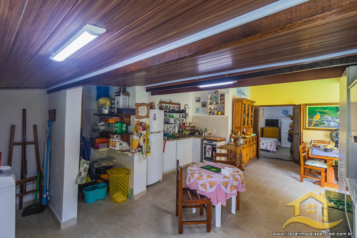 Casa no bairro São João Batista, Lado Praia