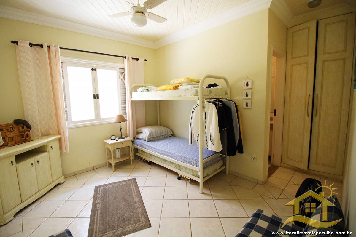 Casa no bairro Oásis, Lado Linha