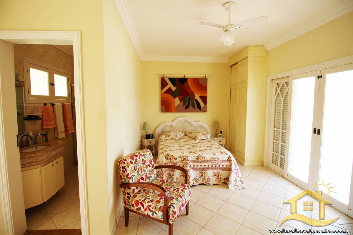 Casa no bairro Oásis, Lado Linha