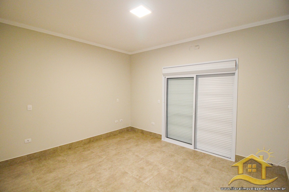 Casa no bairro Bougainvillée IV, Pós Linha