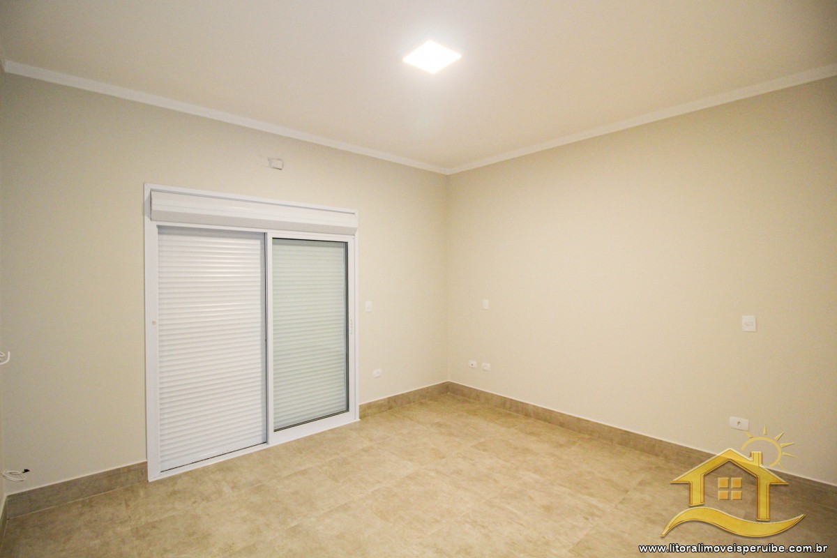 Casa no bairro Bougainvillée IV, Pós Linha