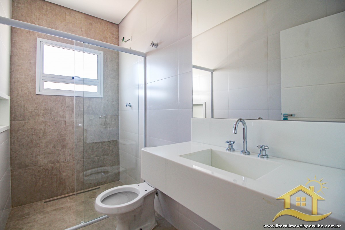 Casa no bairro Bougainvillée IV, Pós Linha