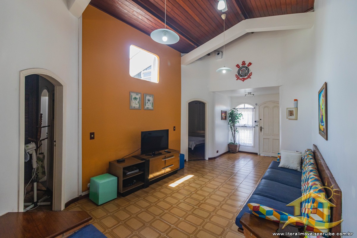 Casa no bairro Oásis, Lado Linha