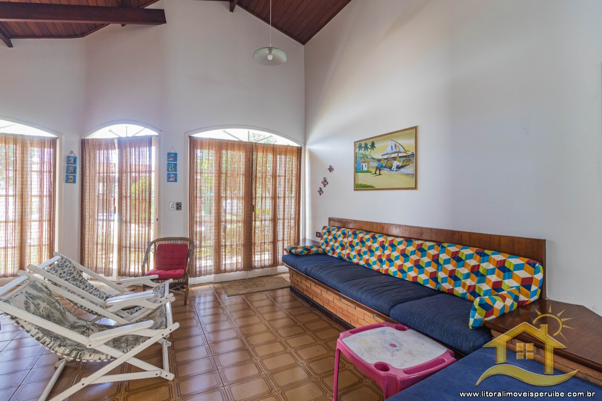 Casa no bairro Oásis, Lado Linha