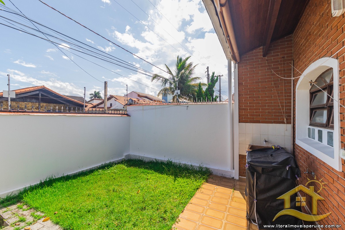 Casa no bairro Oásis, Lado Linha
