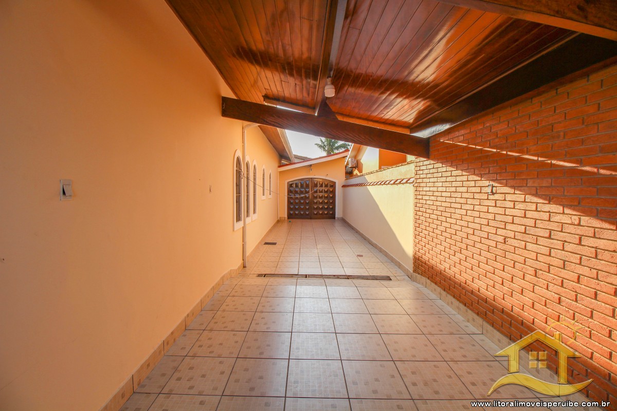 Casa no bairro Arpoador, Lado Linha
