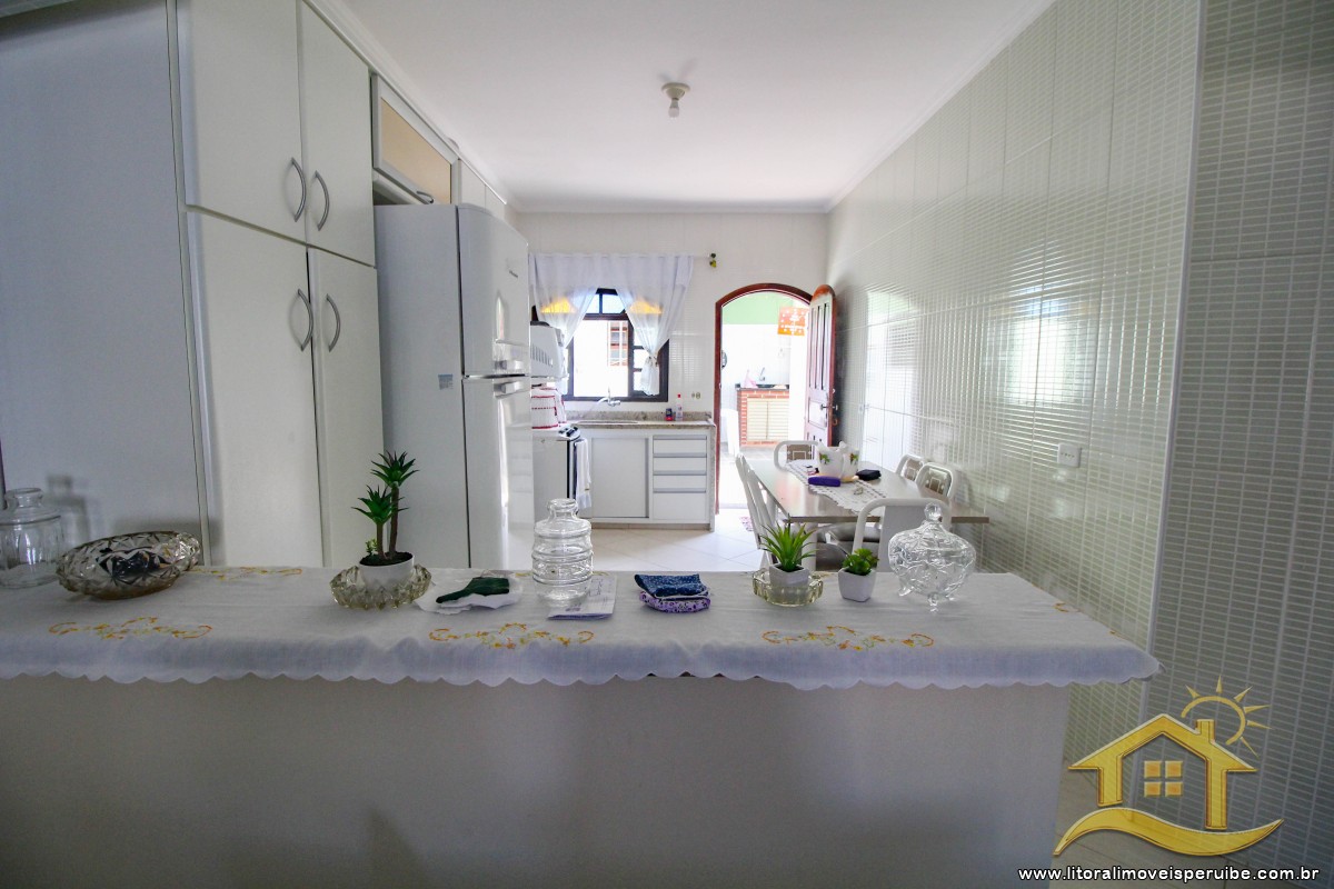 Casa no bairro Continental, Lado Linha