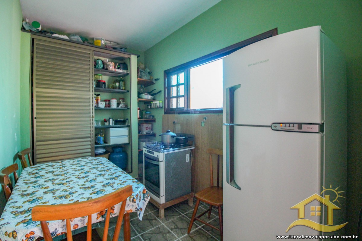 Casa no bairro Continental, Lado Linha