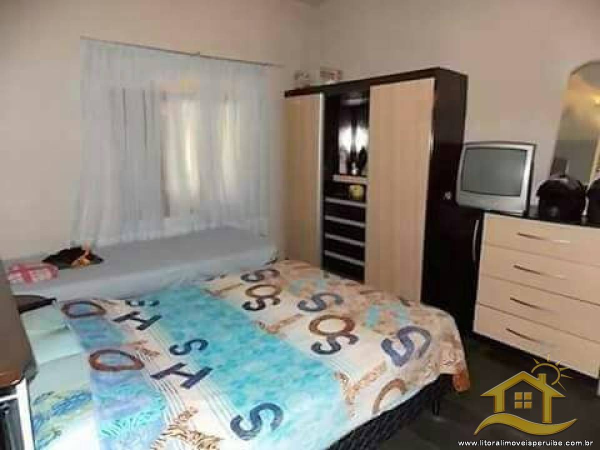 Casa no bairro Belmira Novaes, Lado Linha