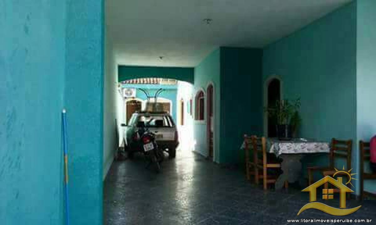 Casa no bairro Belmira Novaes, Lado Linha