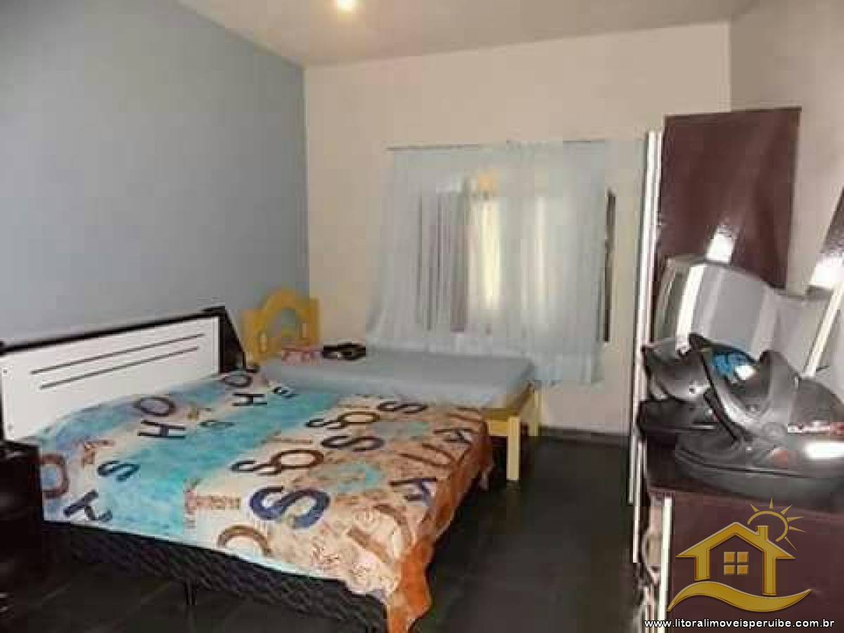 Casa no bairro Belmira Novaes, Lado Linha