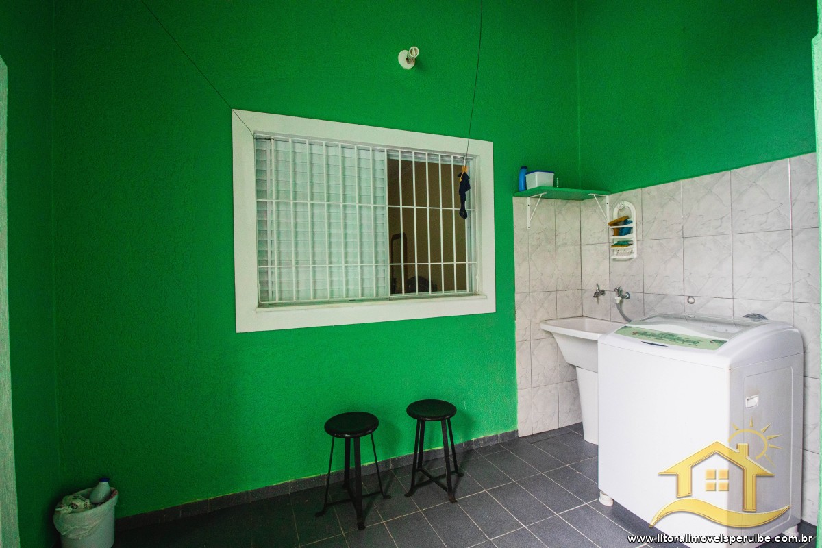 Casa no bairro Stella Maris, Lado Linha