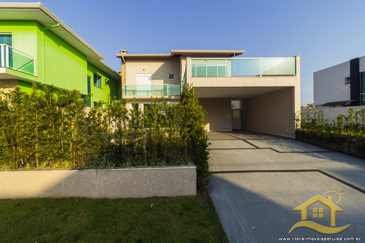 Casa no bairro Bougainvillée IV, Pós Linha