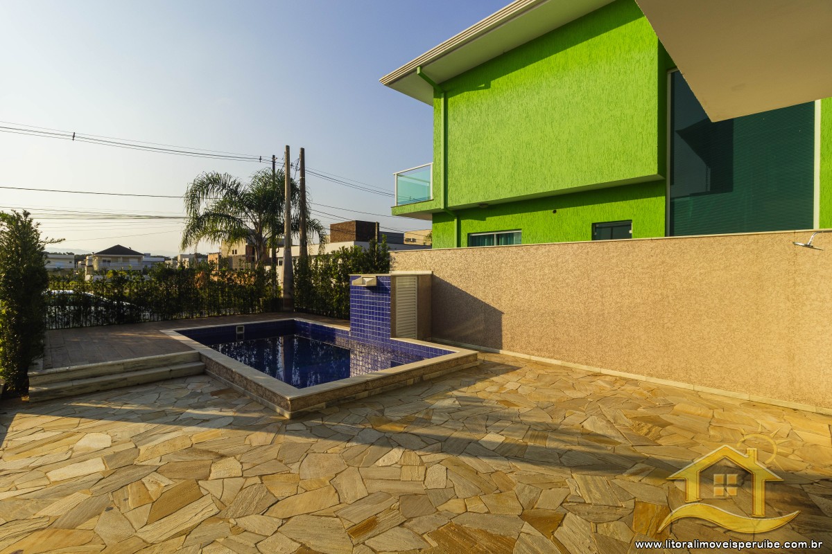 Casa no bairro Bougainvillée IV, Pós Linha