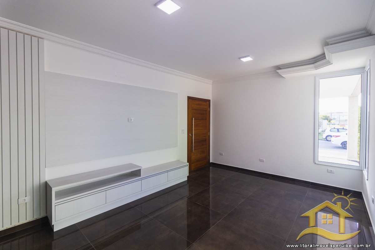 Casa no bairro Bougainvillée IV, Pós Linha