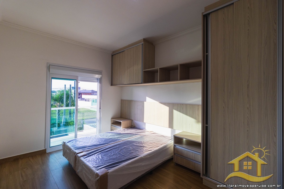 Casa no bairro Bougainvillée IV, Pós Linha