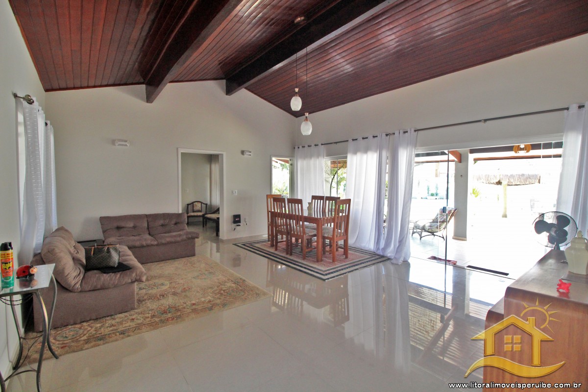 Casa no bairro Oásis, Lado Linha