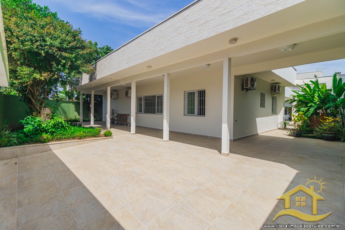 Casa no bairro Três Marias, Lado Linha
