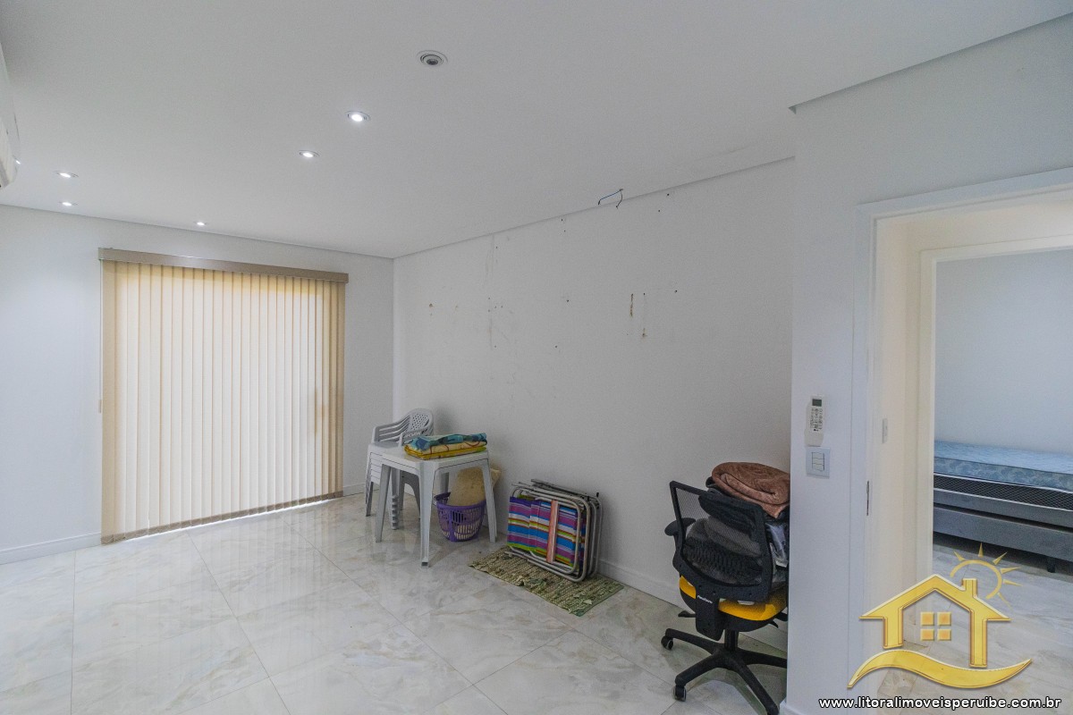 Casa no bairro Três Marias, Lado Linha