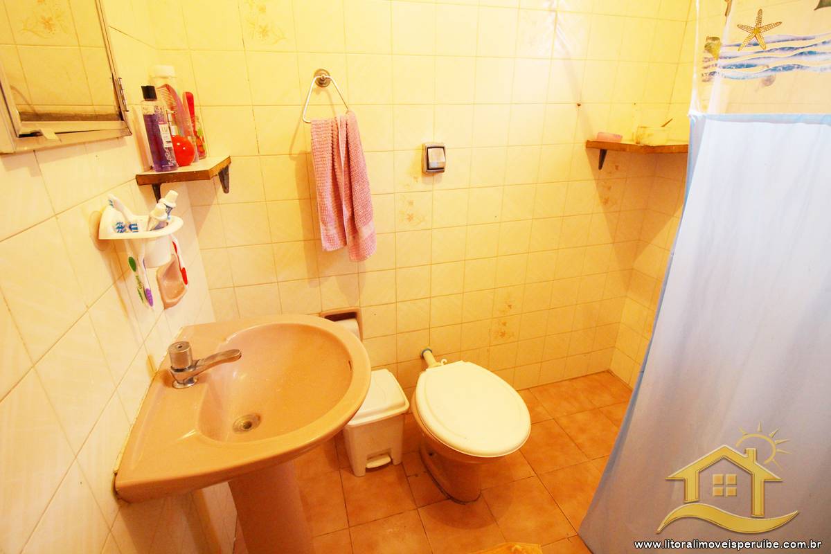 Casa no bairro Centro, Lado Linha