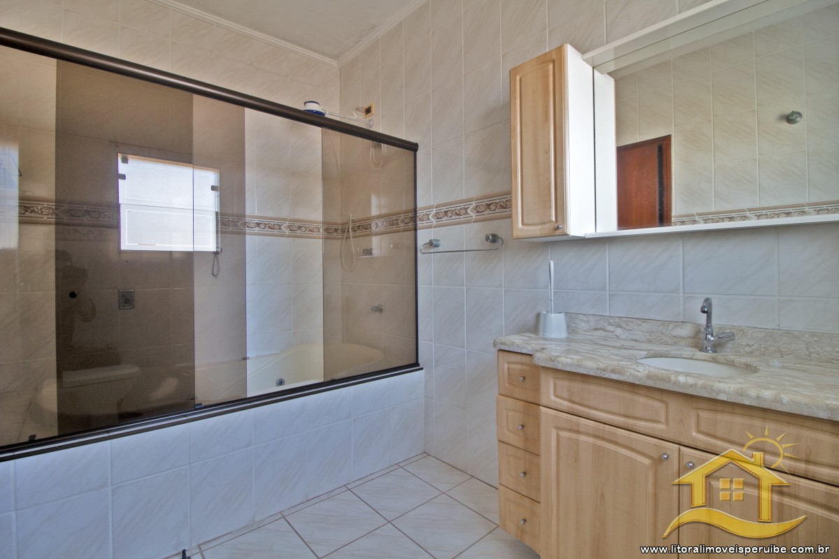Casa no bairro Oásis, Lado Linha