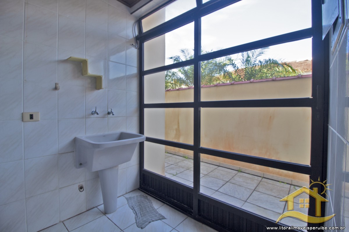 Casa no bairro Oásis, Lado Linha