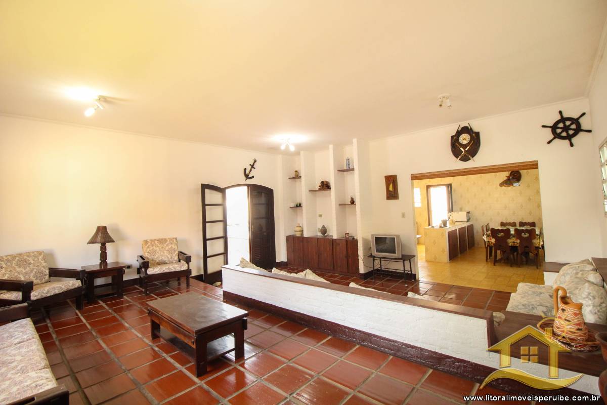 Casa no bairro Turístico, Lado Linha