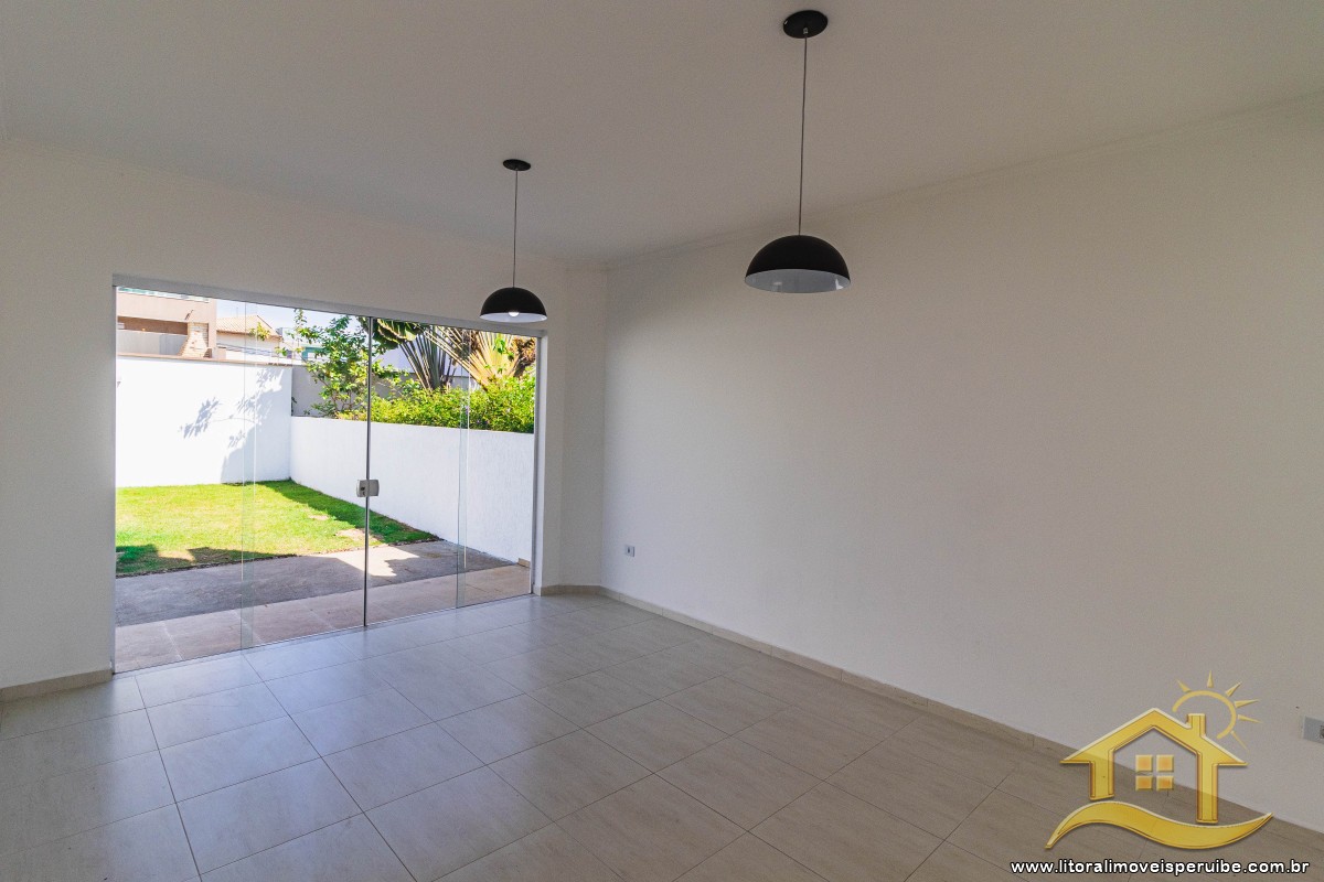 Casa no bairro Residencial Três Marias, Pós Linha