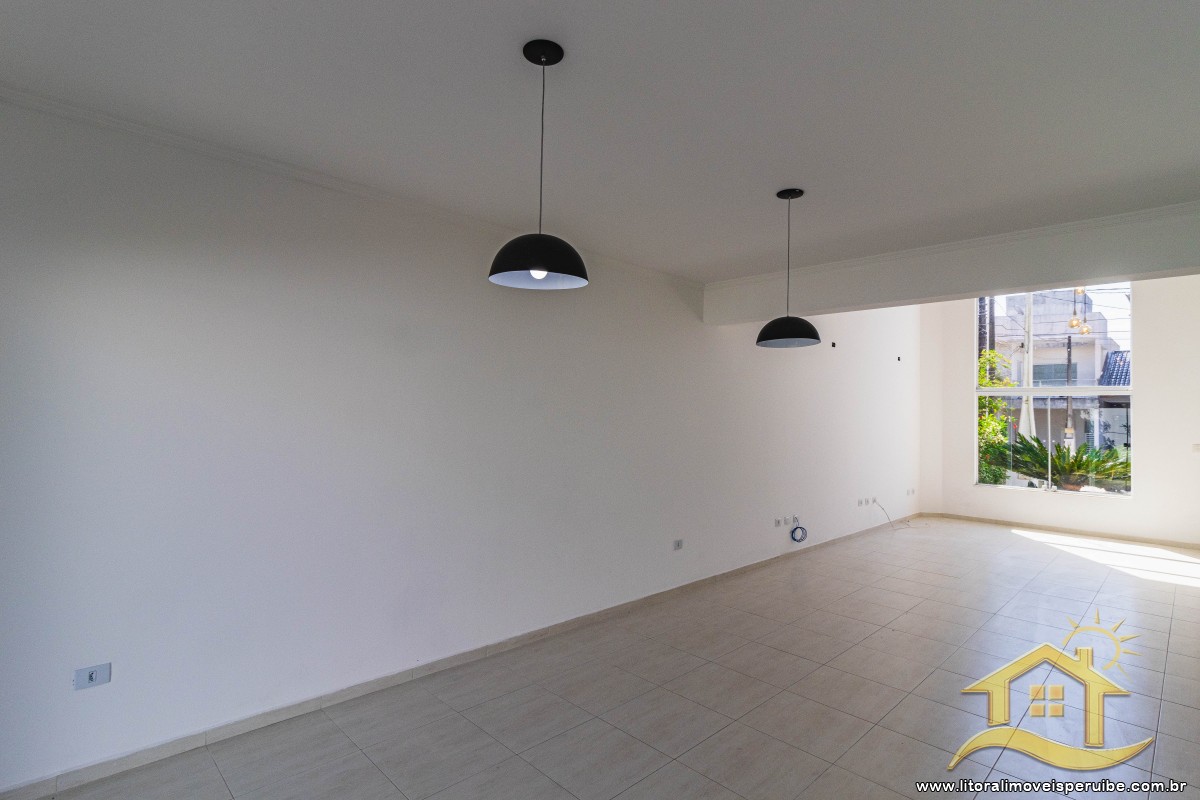 Casa no bairro Residencial Três Marias, Pós Linha