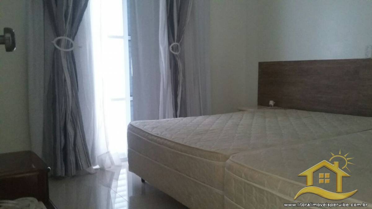 Casa no bairro Bougainvillée III, Lado Linha