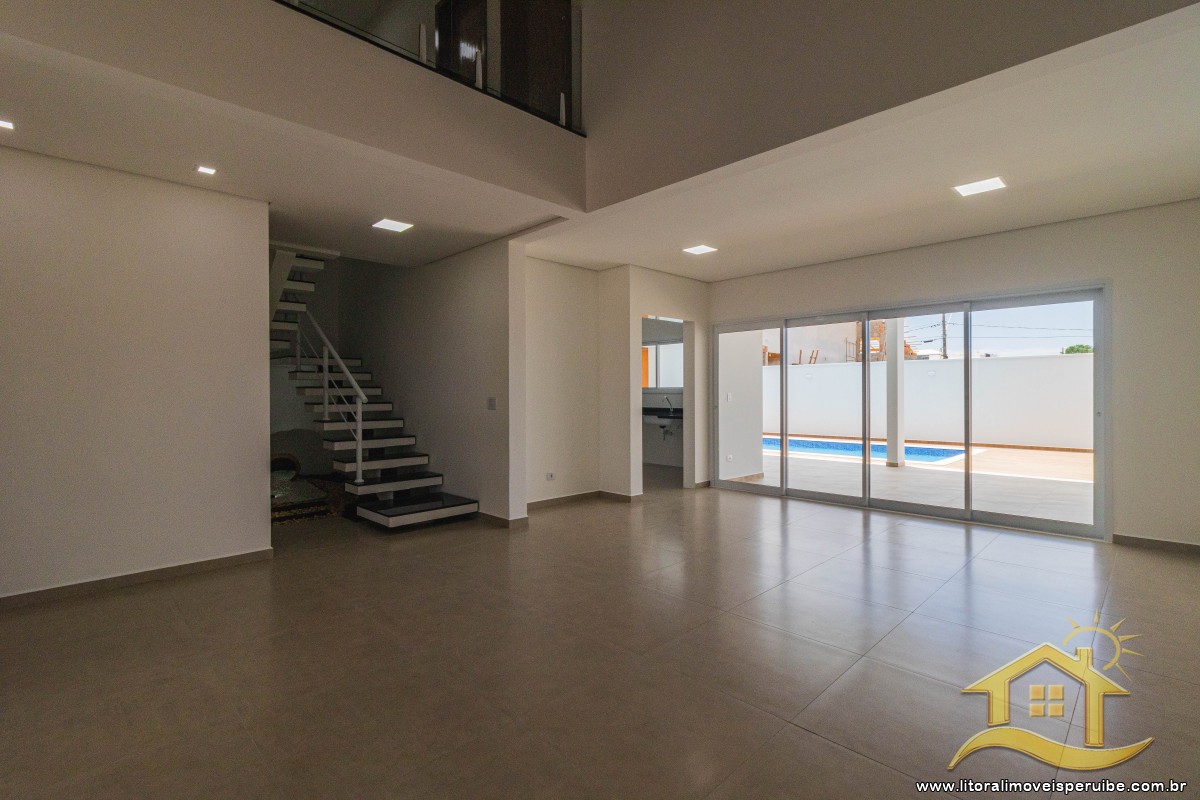 Casa no bairro Residencial Flora Rica, Pós Linha