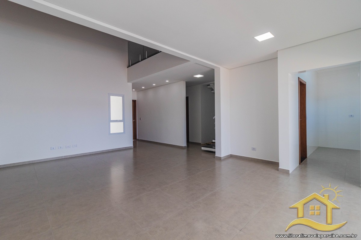 Casa no bairro Residencial Flora Rica, Pós Linha