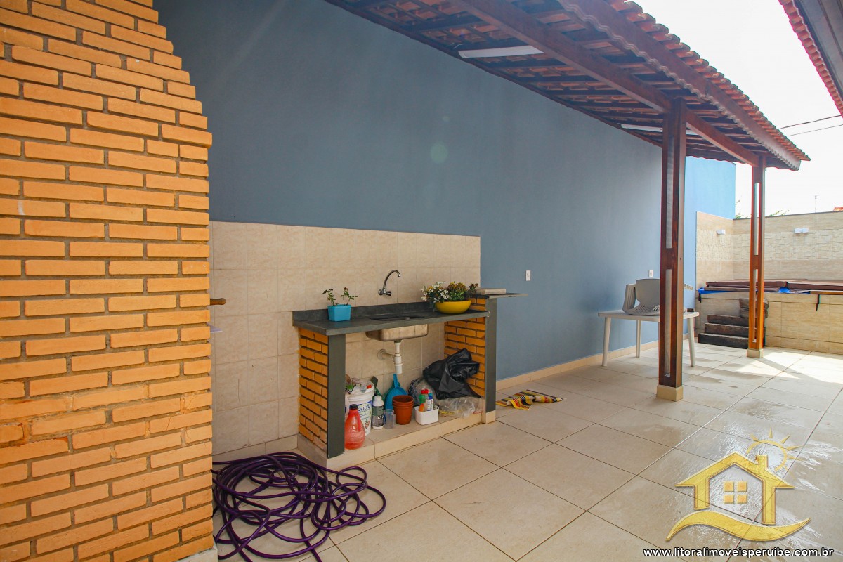 Casa no bairro Oásis, Lado Linha