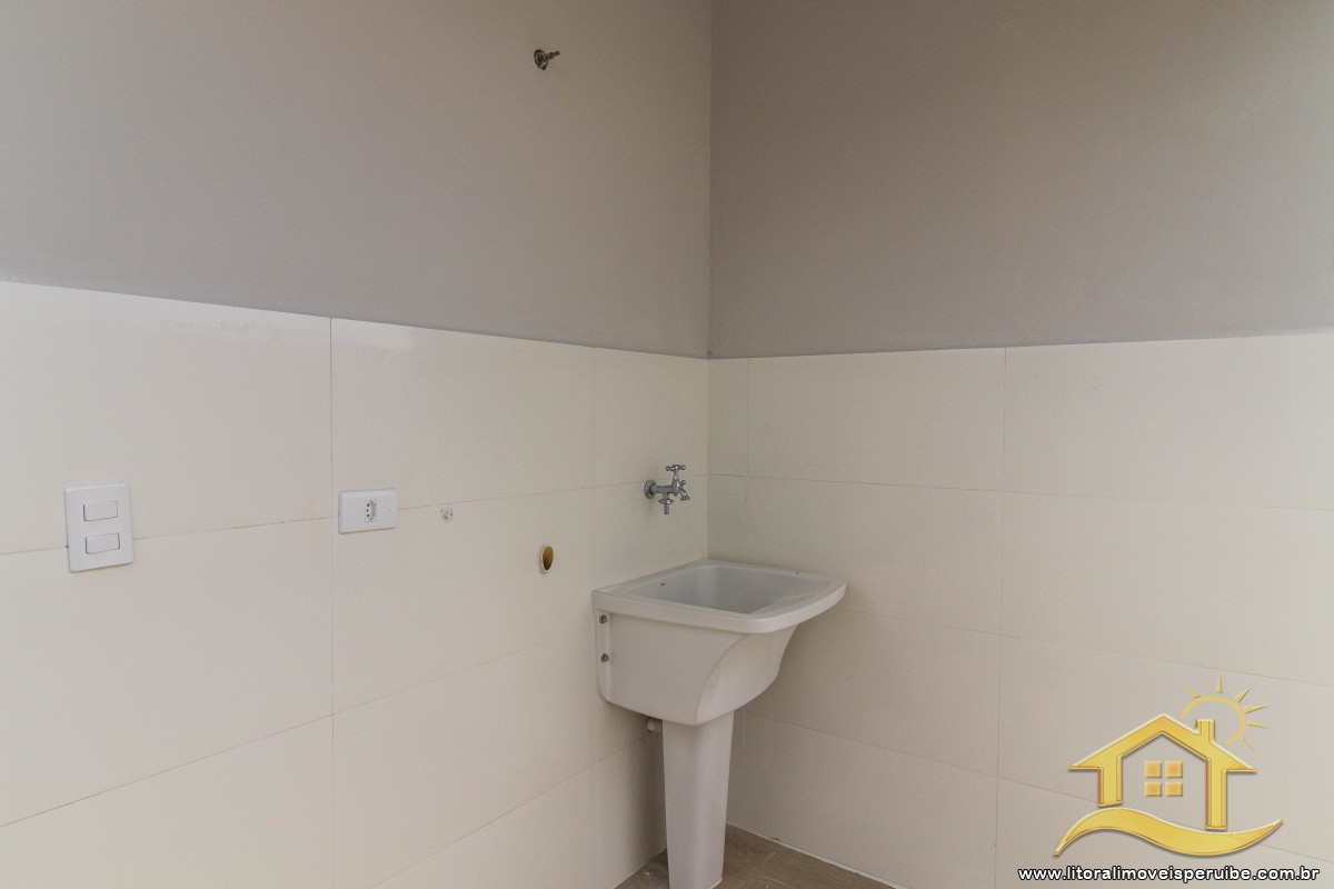Casa no bairro Flora Rica II, Pós Linha