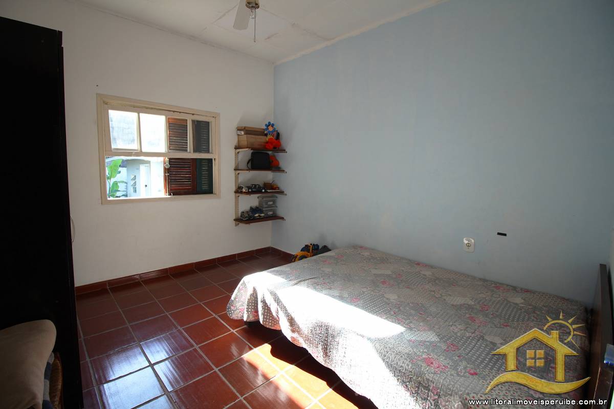 Casa no bairro Belmira Novaes, Lado Linha