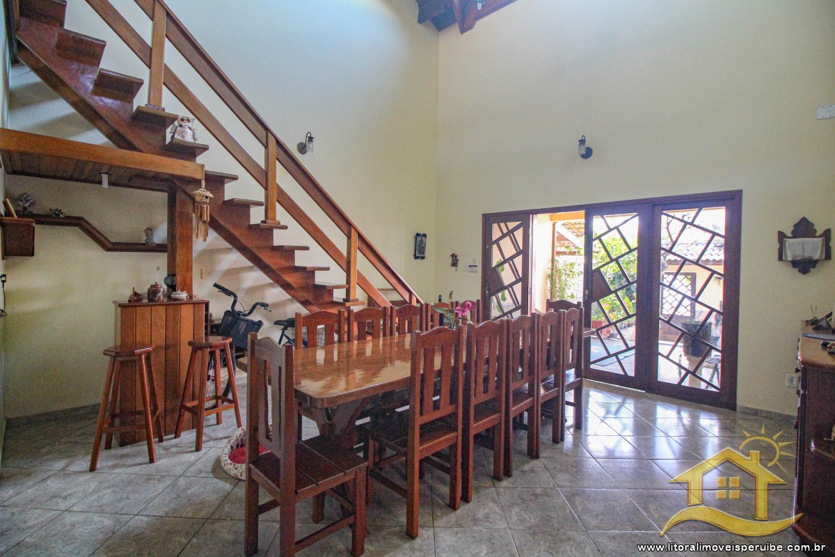 Casa no bairro São José, Lado Linha