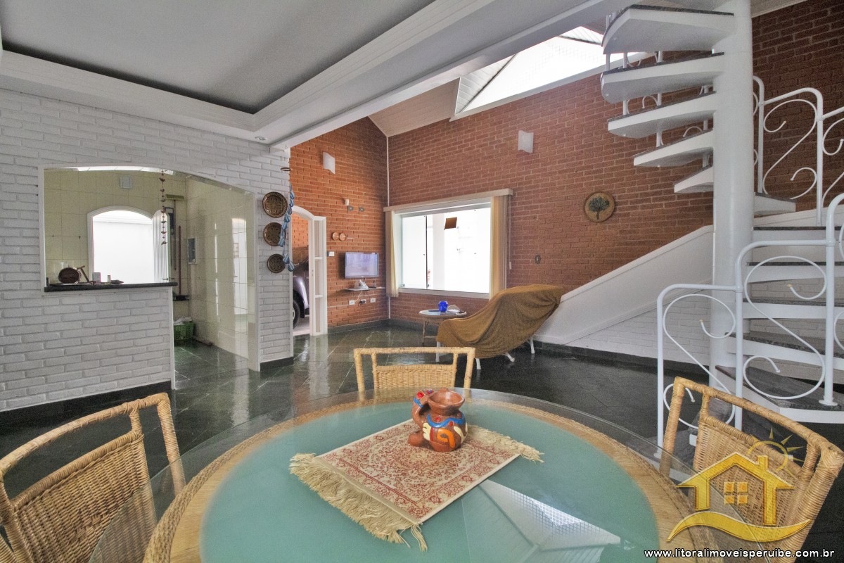 Casa no bairro Oásis, Lado Linha